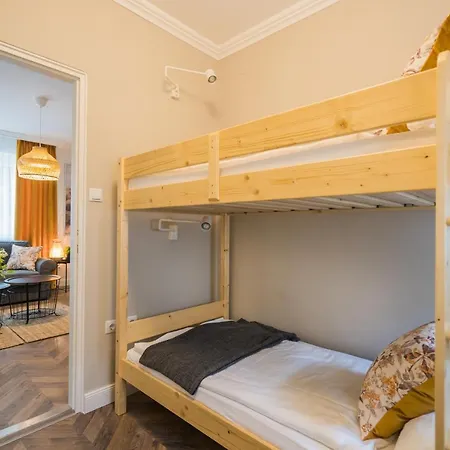 Csenge 2. Σίοφοκ