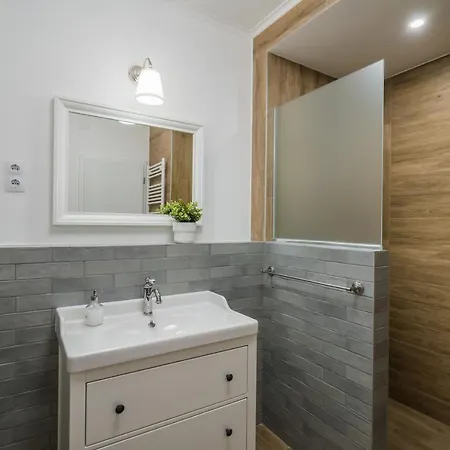 Csenge 2. Apartment